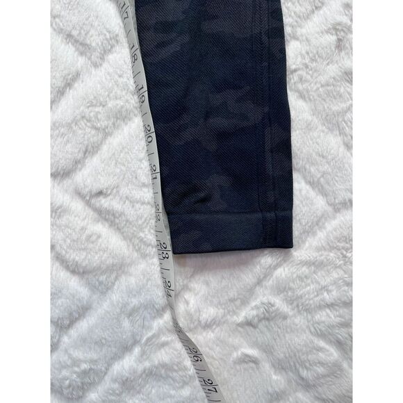 Spanx Women's (S) Look At Me Now Capri Camo Compression Leggings - Picture 4 of 6